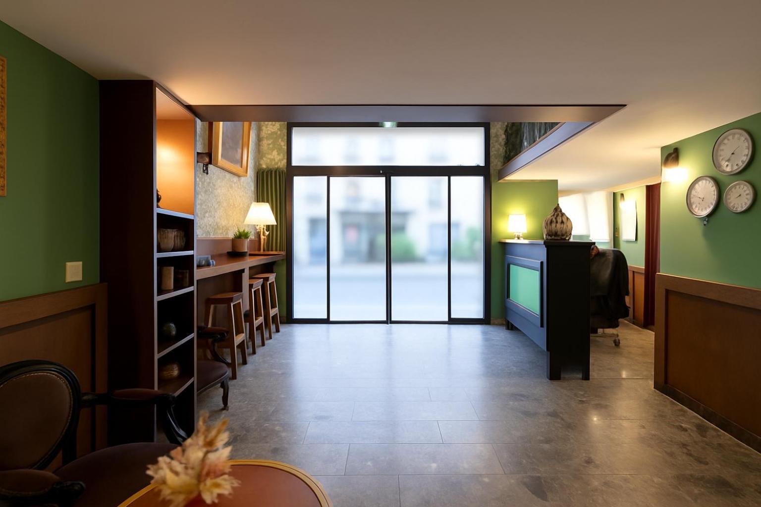 Walled Off Hotel Paris